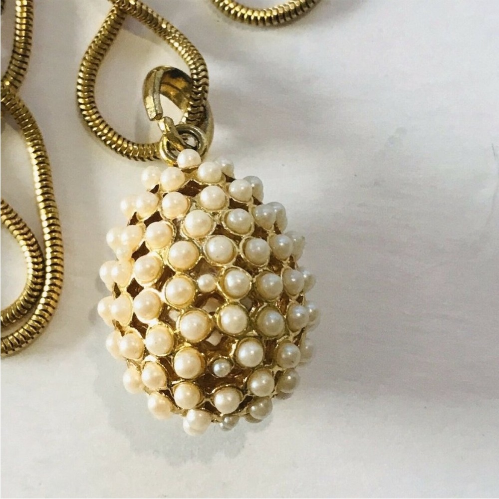Pearl Encrusted Beaded Egg Pendant Large Hollow
Long Snake - Picture 4 of 6